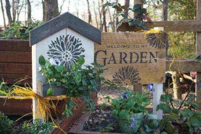 Do-It-Yourself Personalized Garden Sign Image